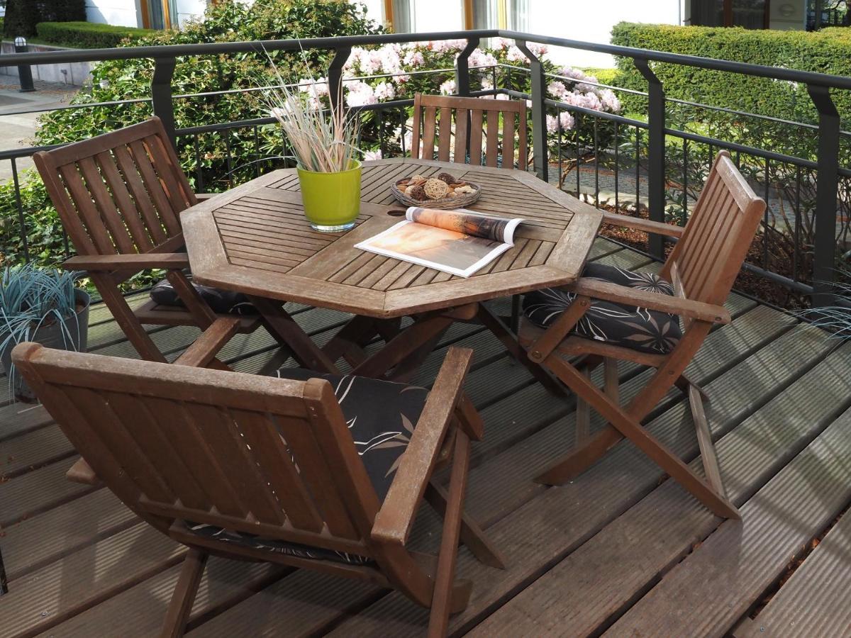 Kaiservillen Heringsdorf - Ferienwohnung Mit 1 Schlafzimmer Und Terrasse D101 Exterior photo